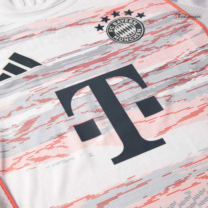UPAMECANO #2 Munich Extérieur Maillot 2025/26 Blanc Joueur