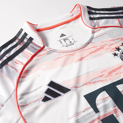N.JACKSON #11 Munich Extérieur Maillot 2025/26 Blanc
