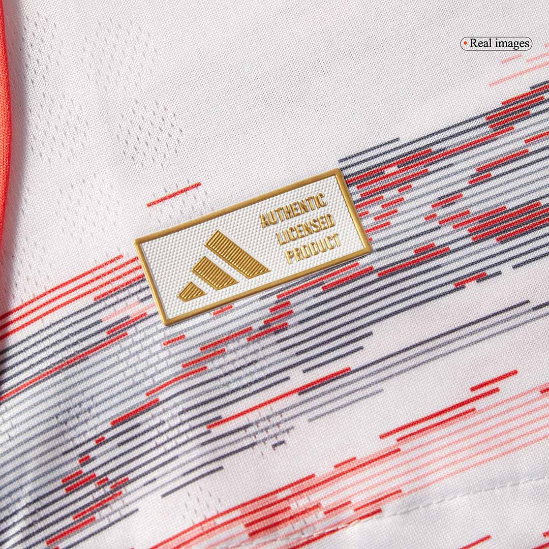 MÜLLER #25 Munich Extérieur Maillot 2025/26 Blanc Joueur